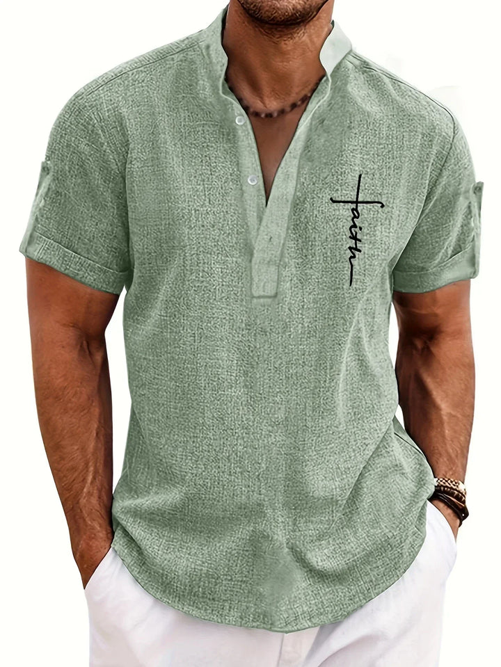 Chemise élégante à manches courtes et col montant