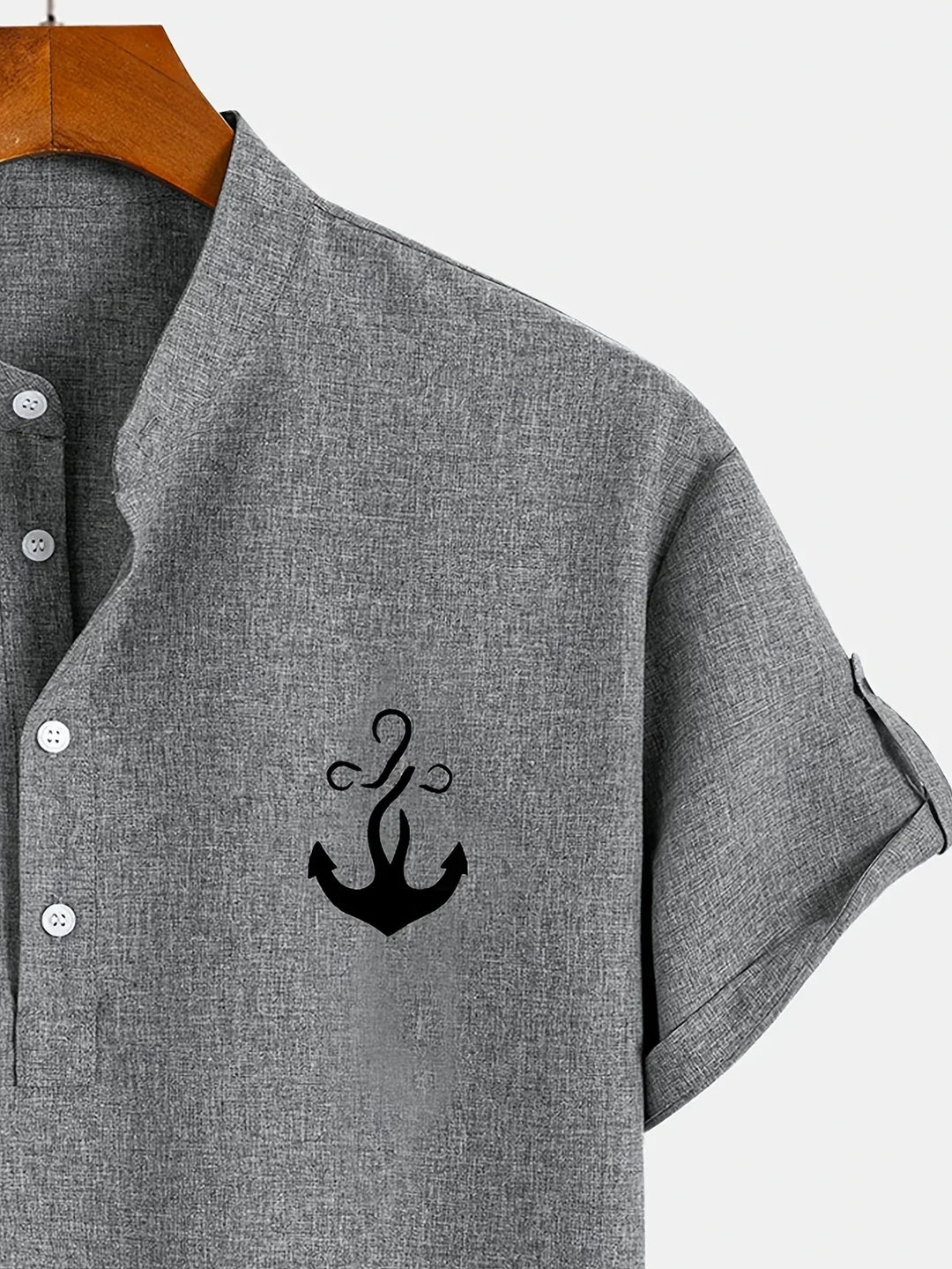 Chemise élégante à manches courtes et col montant