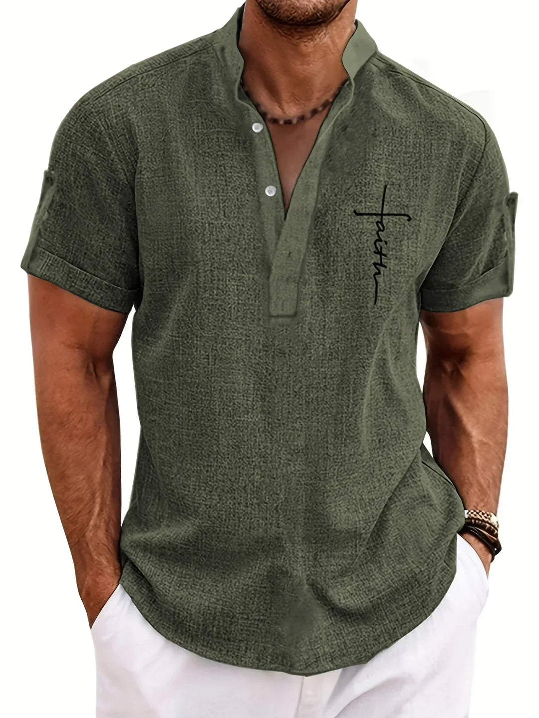 Chemise élégante à manches courtes et col montant