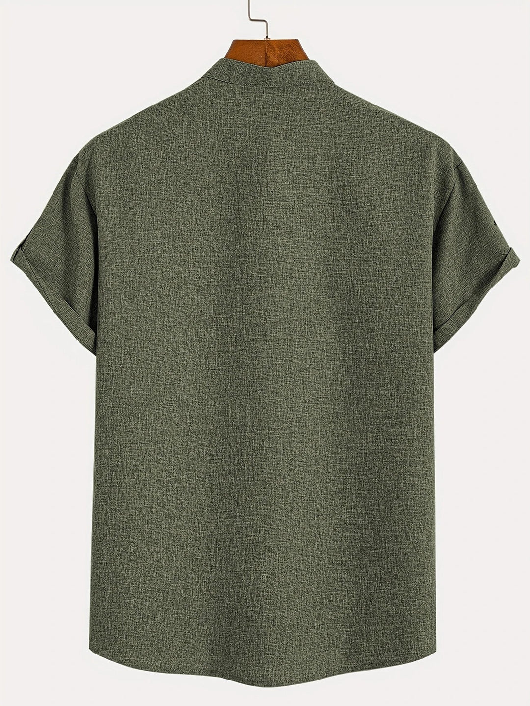 Chemise élégante à manches courtes et col montant