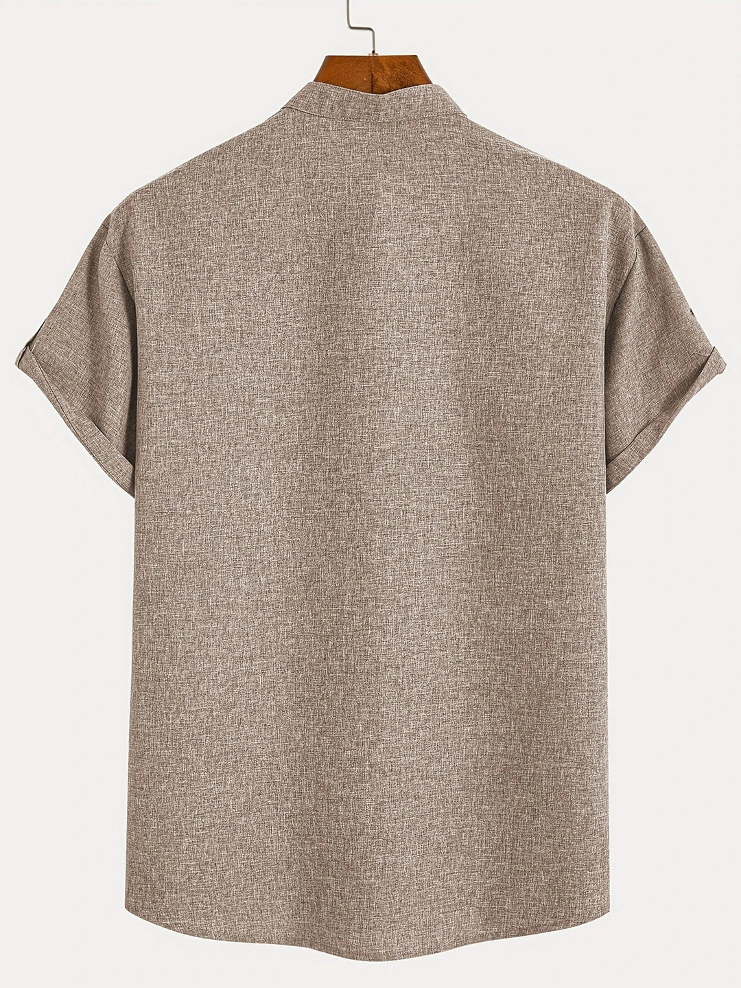 Chemise élégante à manches courtes et col montant