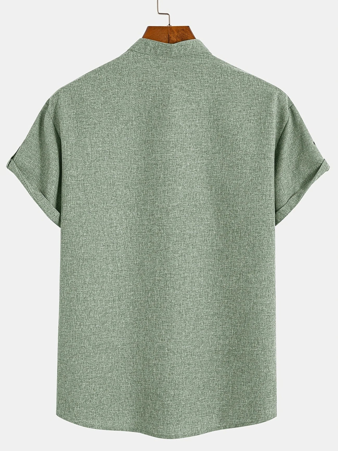 Chemise élégante à manches courtes et col montant