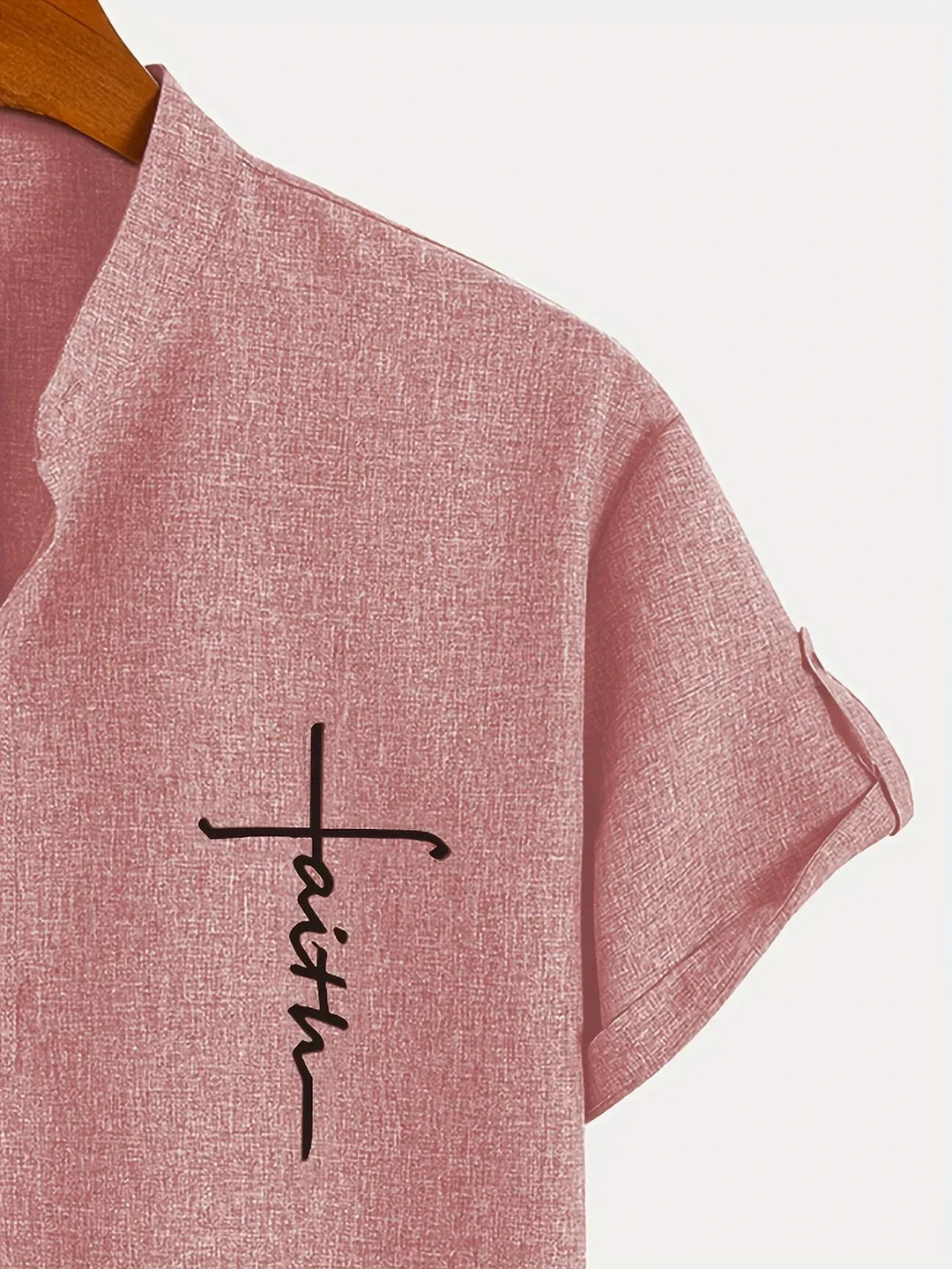 Chemise élégante à manches courtes et col montant