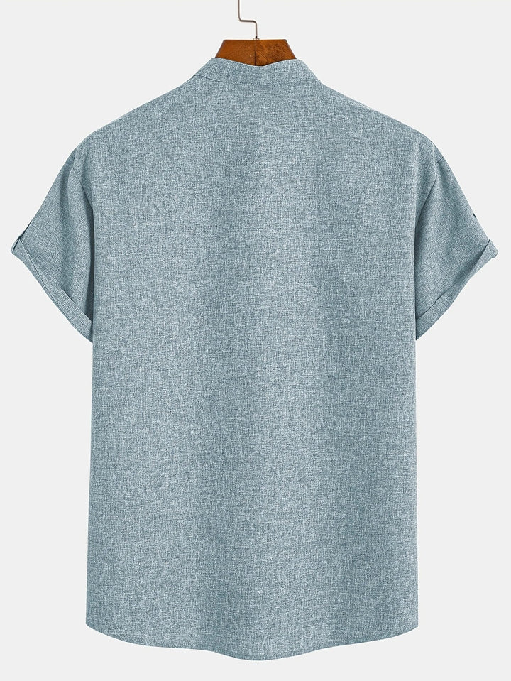 Chemise élégante à manches courtes et col montant